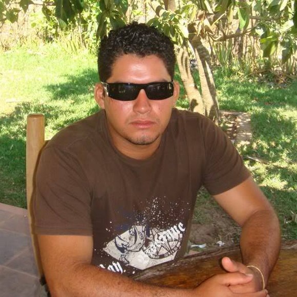 Profile picture of 8Carloscarlosloera